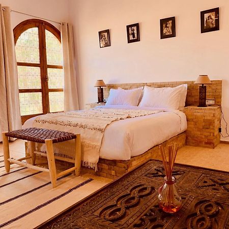 Kasbah Isfoula And Spa Ajt Benhaddu Szoba fotó