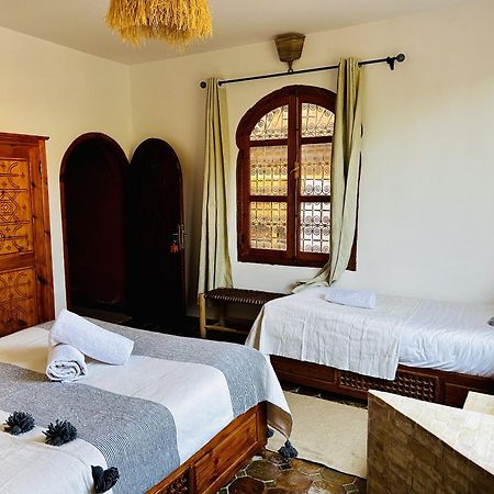 Kasbah Isfoula And Spa Ajt Benhaddu Szoba fotó