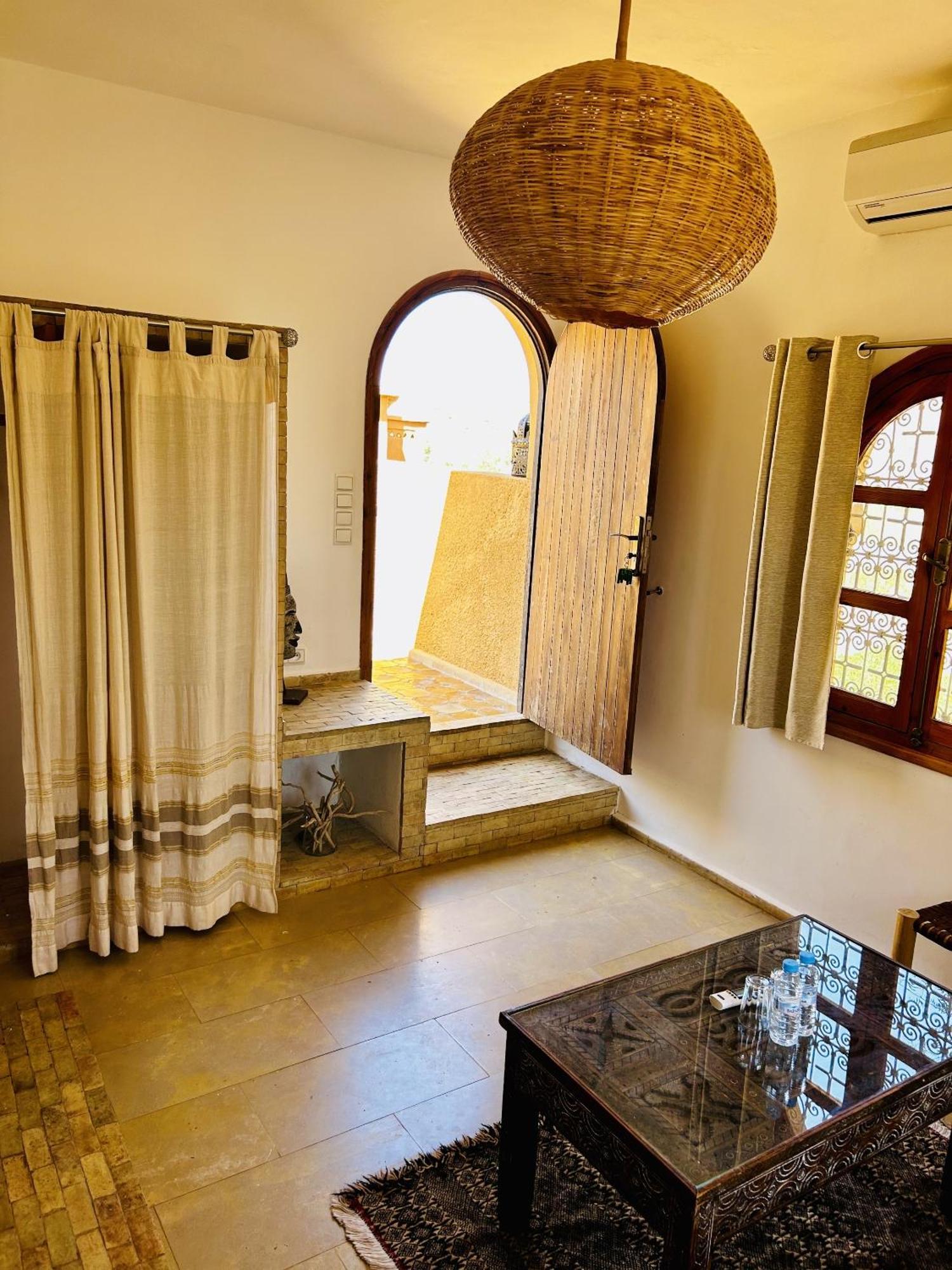 Kasbah Isfoula And Spa Ajt Benhaddu Szoba fotó
