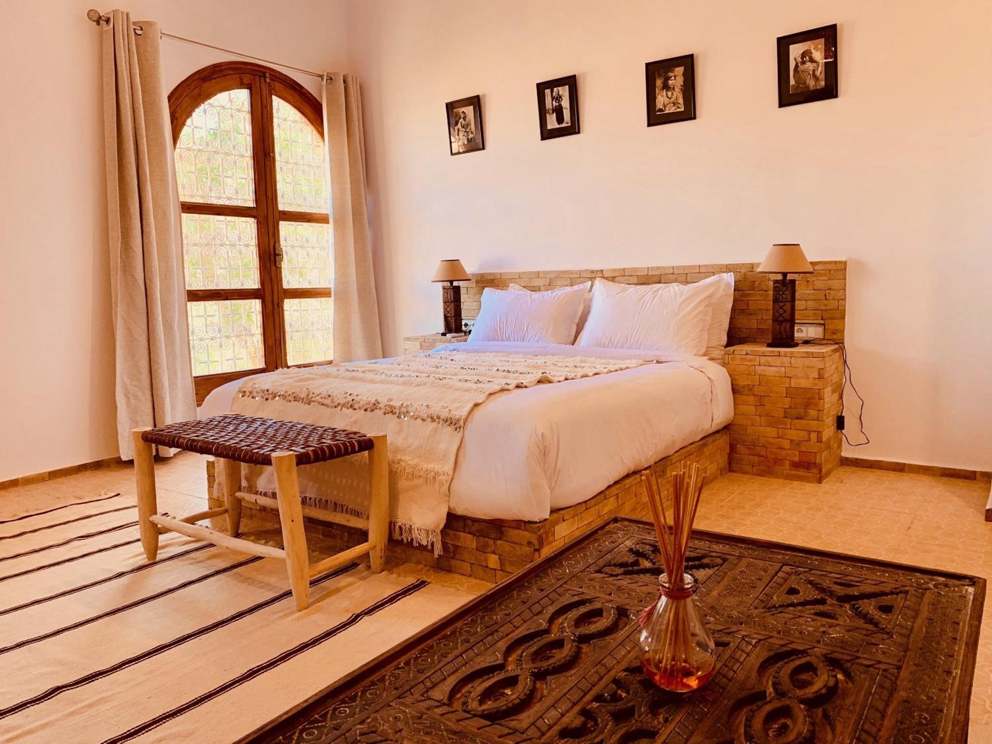 Kasbah Isfoula And Spa Ajt Benhaddu Szoba fotó