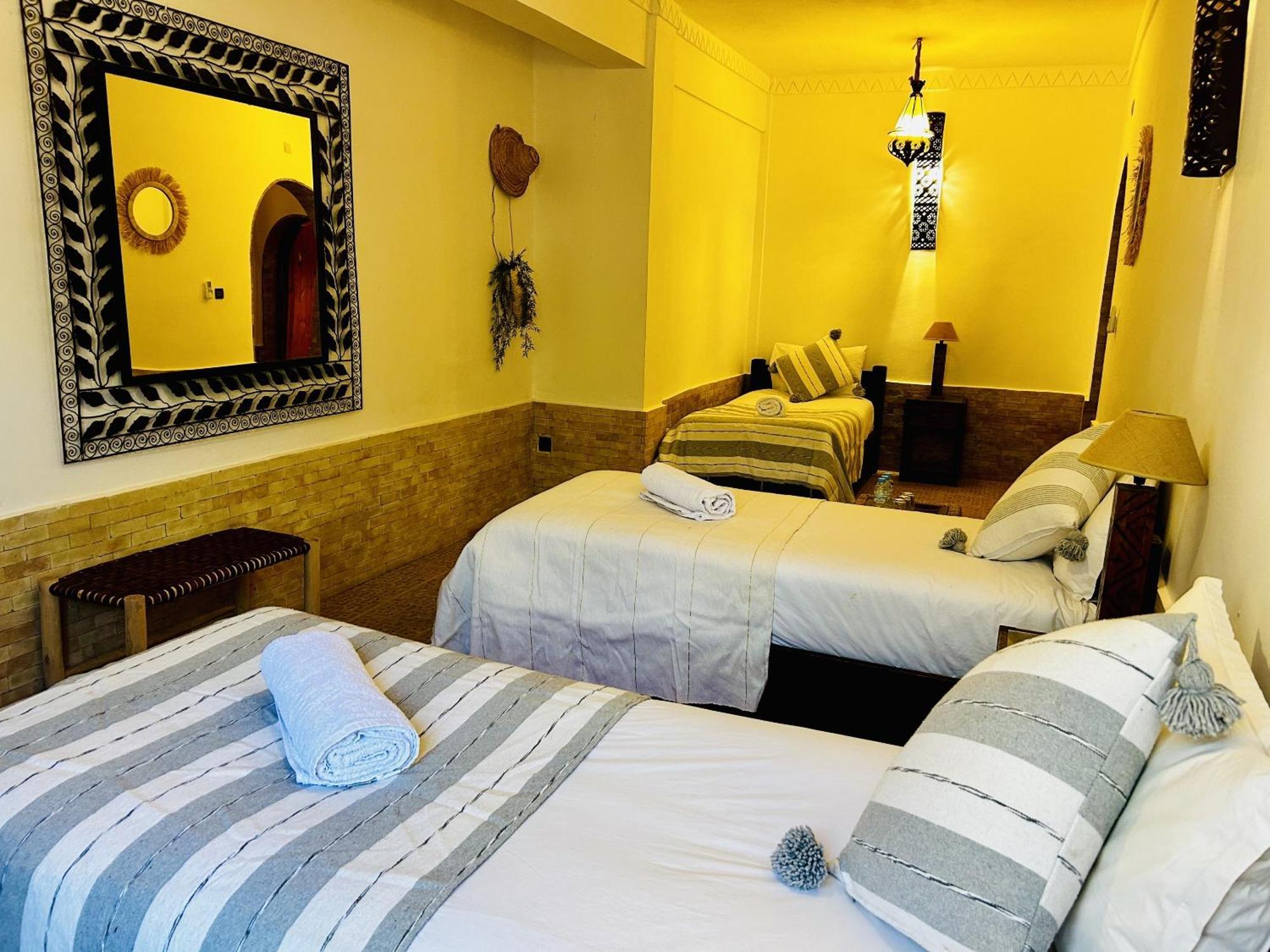 Kasbah Isfoula And Spa Ajt Benhaddu Szoba fotó