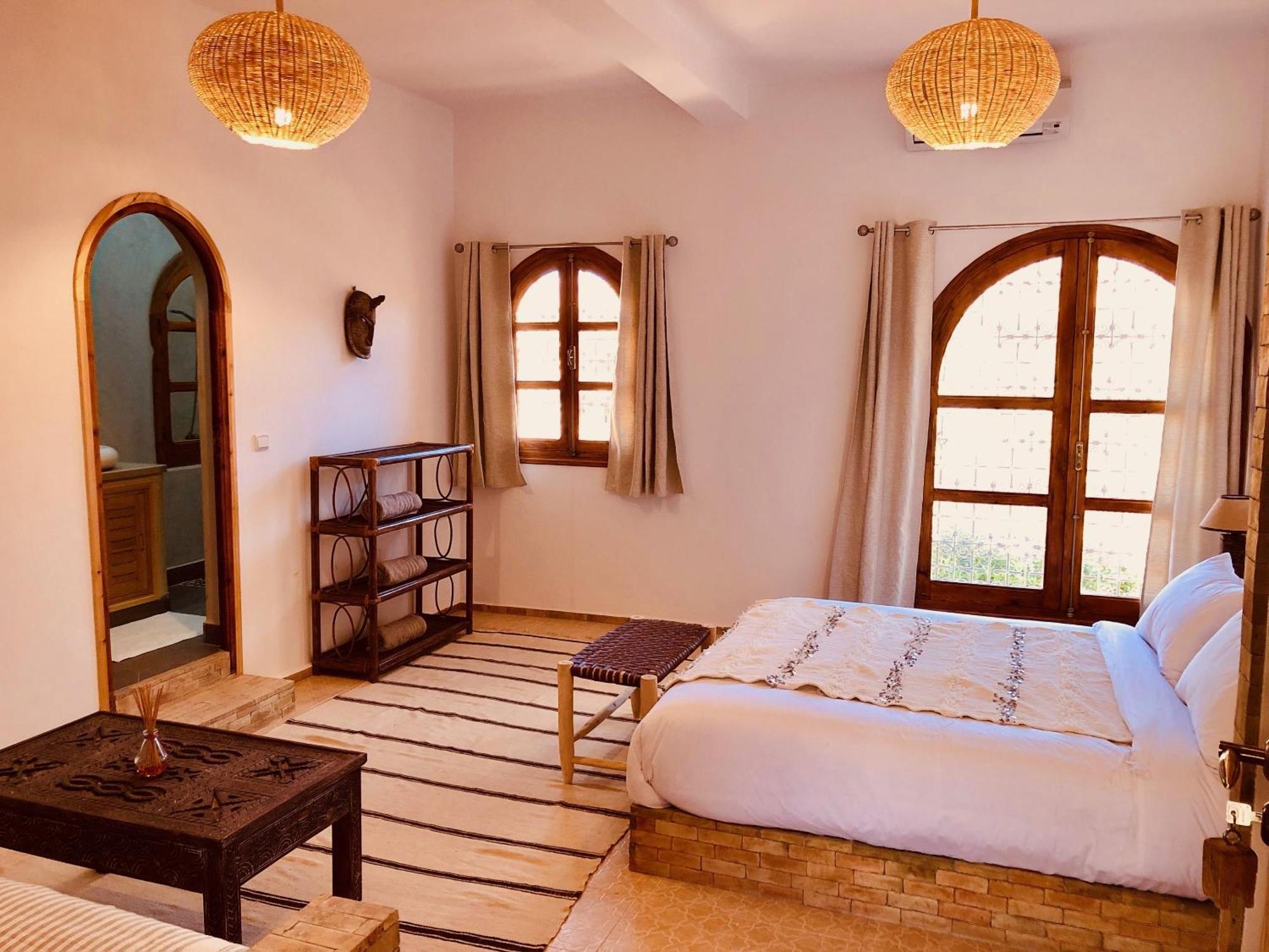 Kasbah Isfoula And Spa Ajt Benhaddu Szoba fotó