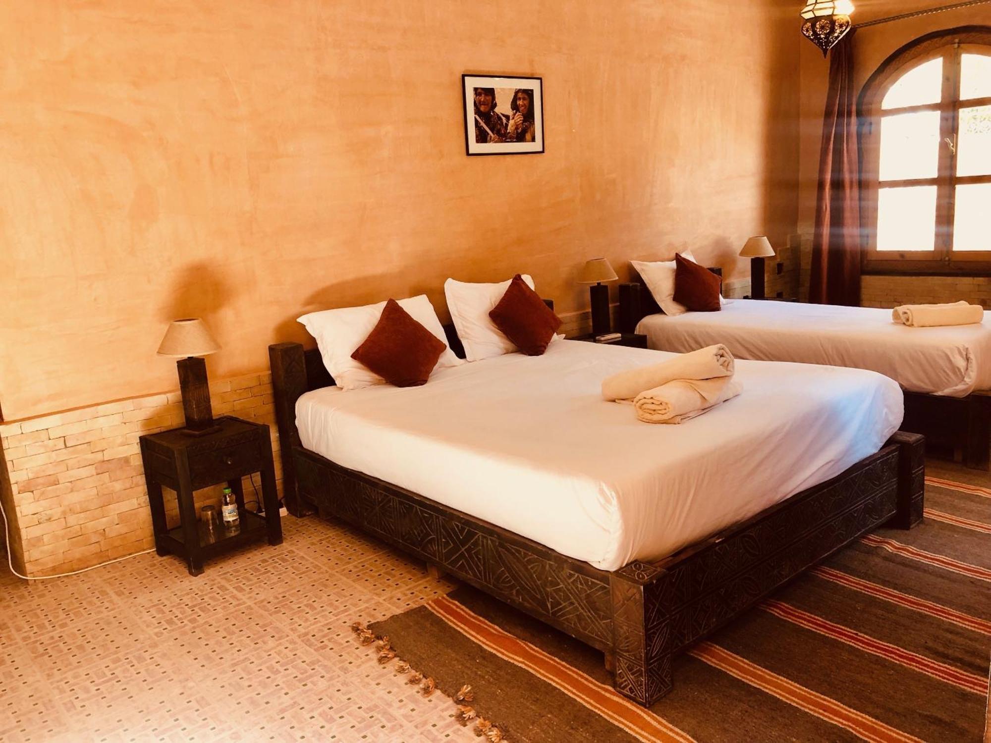 Kasbah Isfoula And Spa Ajt Benhaddu Szoba fotó
