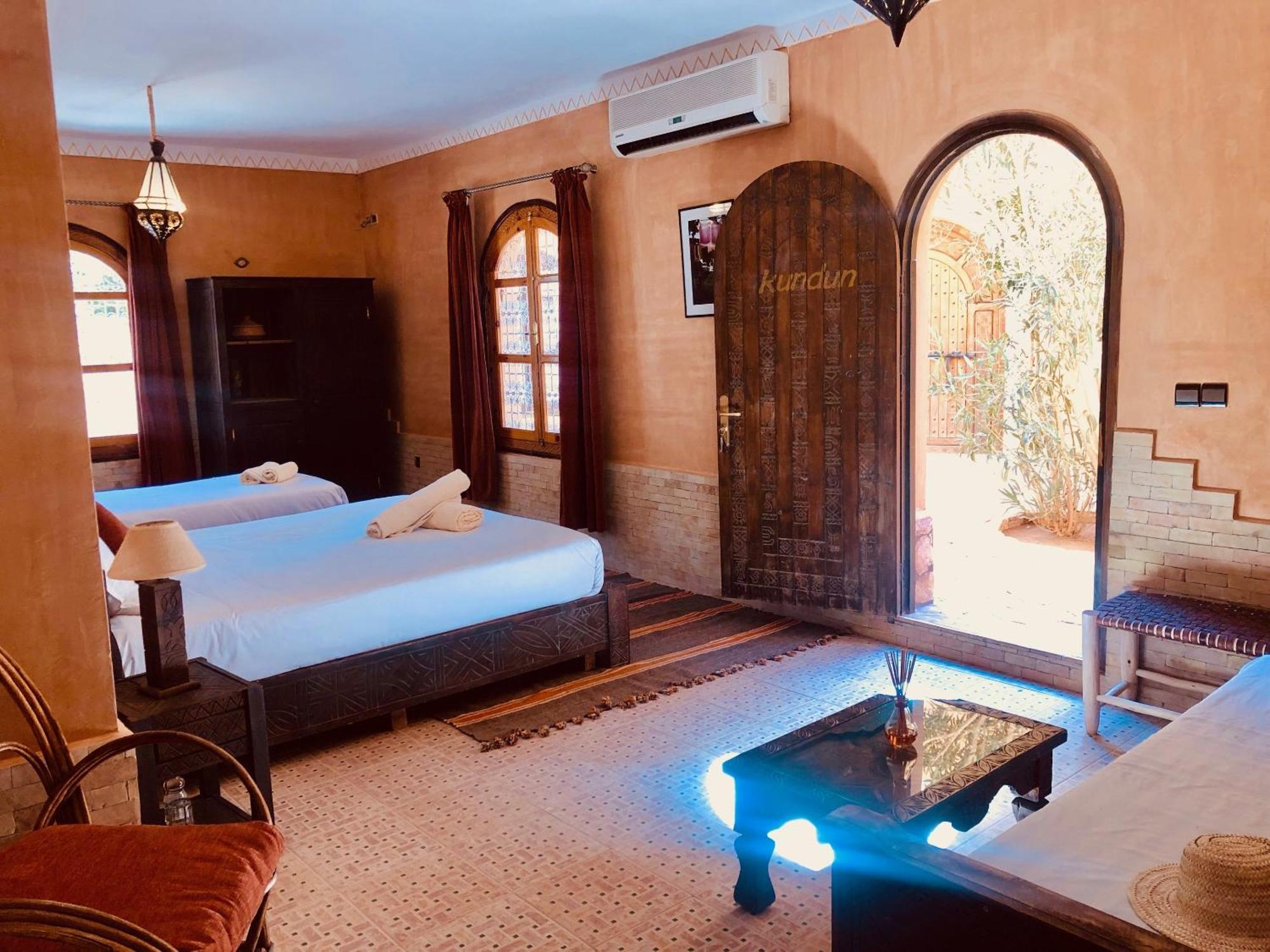 Kasbah Isfoula And Spa Ajt Benhaddu Szoba fotó
